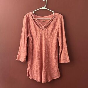 Uru Women’s Large Pink Textured V Neck Long Sleeve Blouse